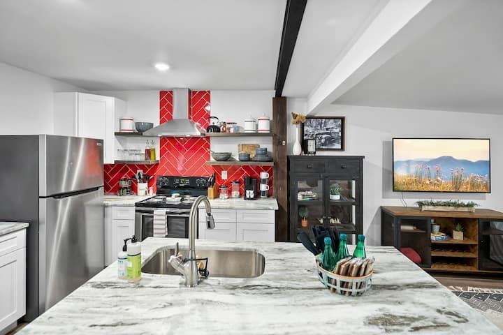 111 Colon Avenue St. Augustine, FL 32084 - Photo 40 of 46 a room with fireplace furniture and a flat screen tv