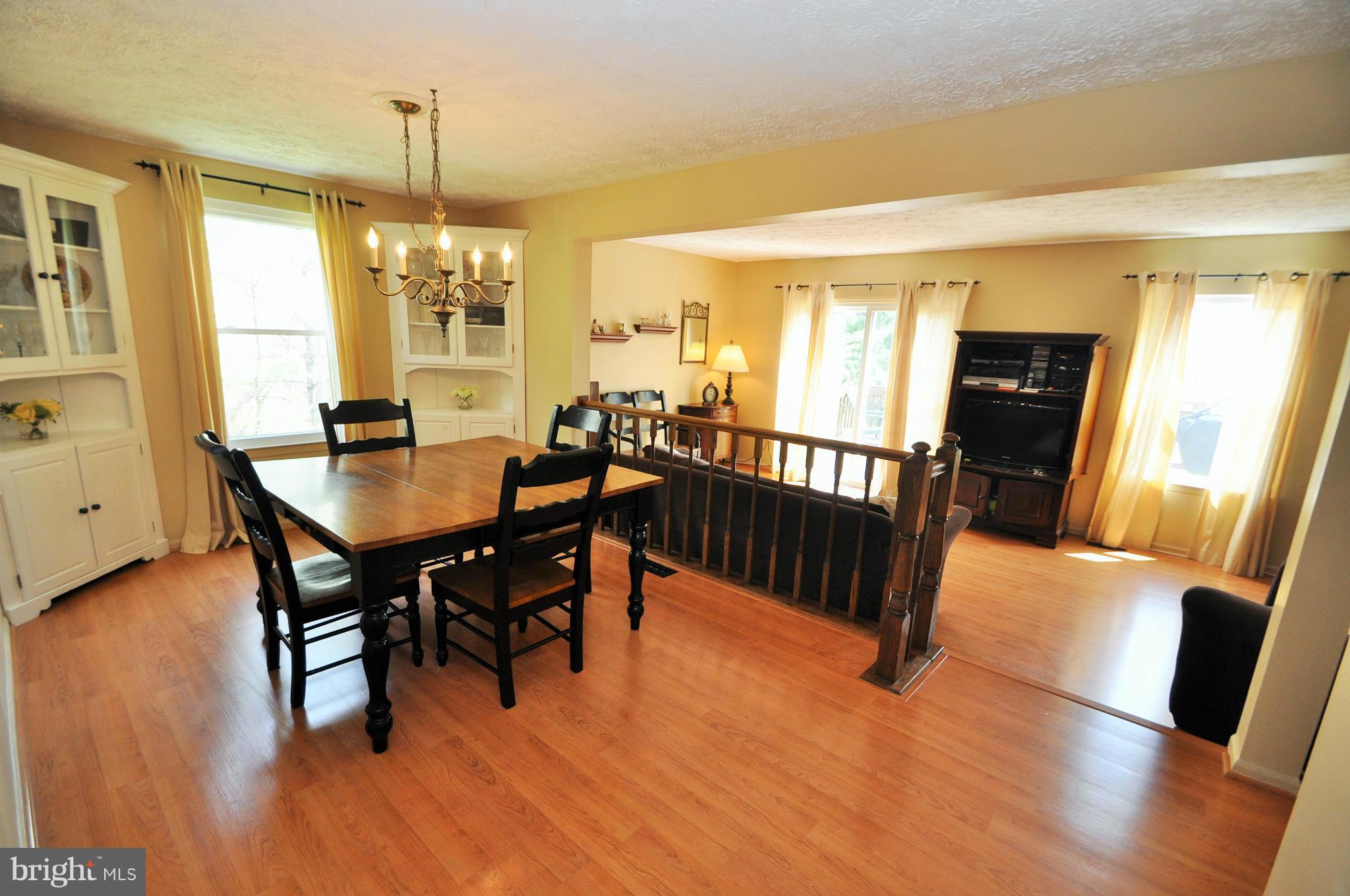 31 Hyacinth Road Baltimore, MD 21234 - Photo 10 of 30 Dining Room