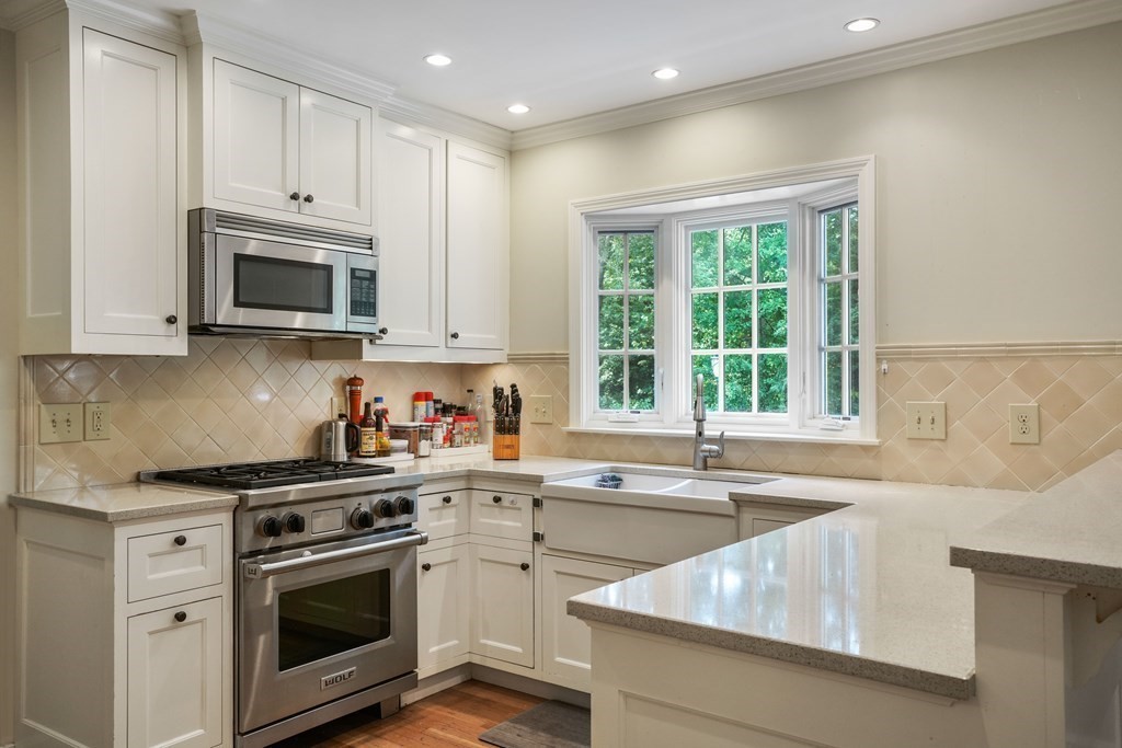 18 Windsor Road Dover, MA 02030 - Photo 10 of 28 Gallery Image 10