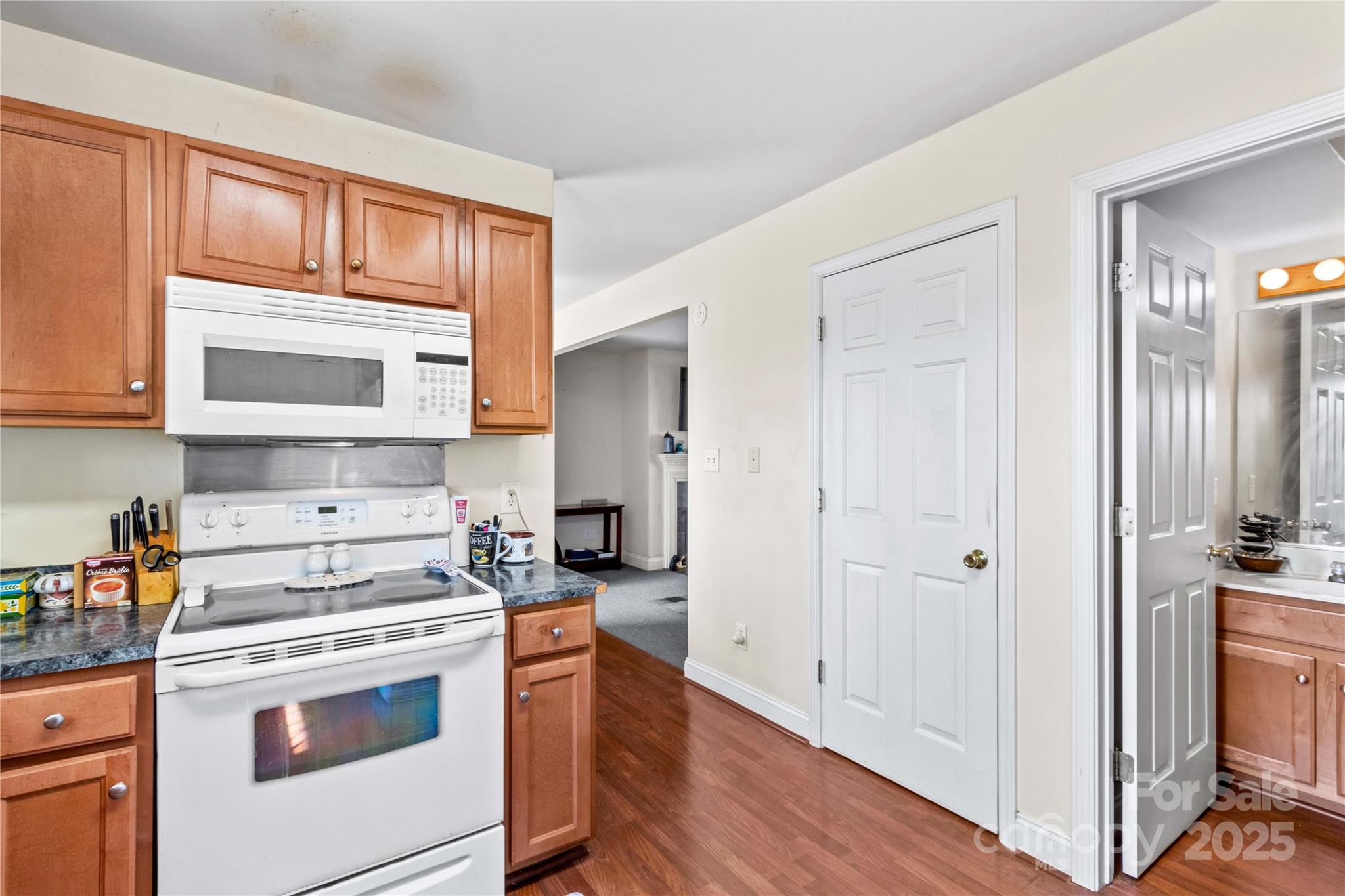 655 Mock Mill Road Statesville, NC 28677 - Photo 12 of 33 Gallery Image 12