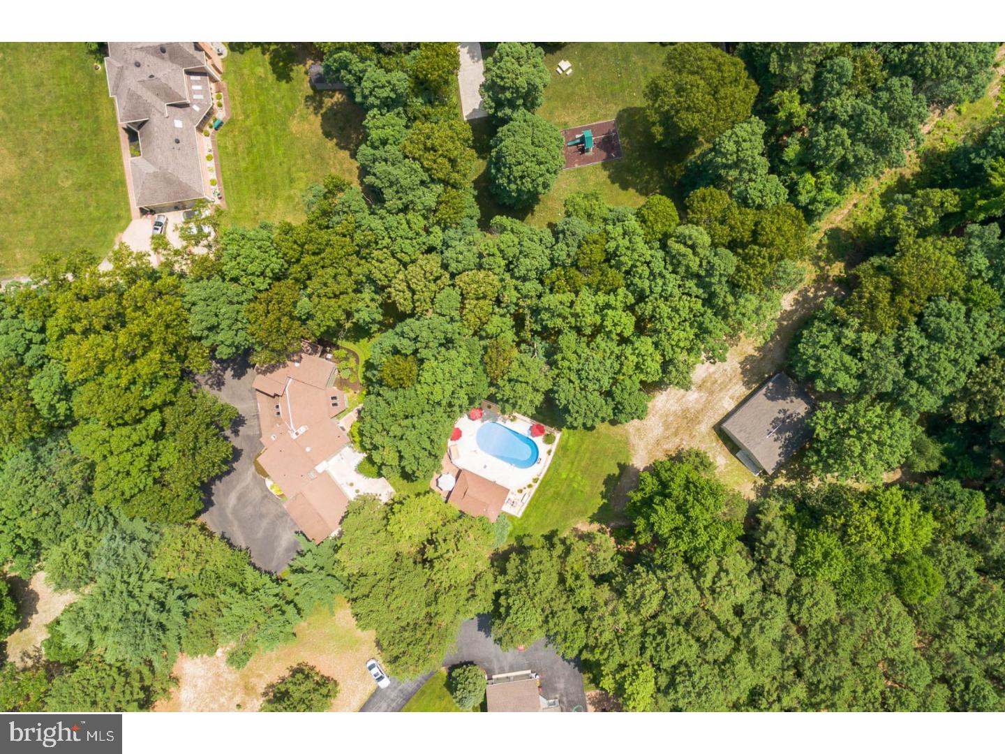 189 Pitman Downer Road Sewell, NJ 08080 - Photo 3 of 25 Exterior