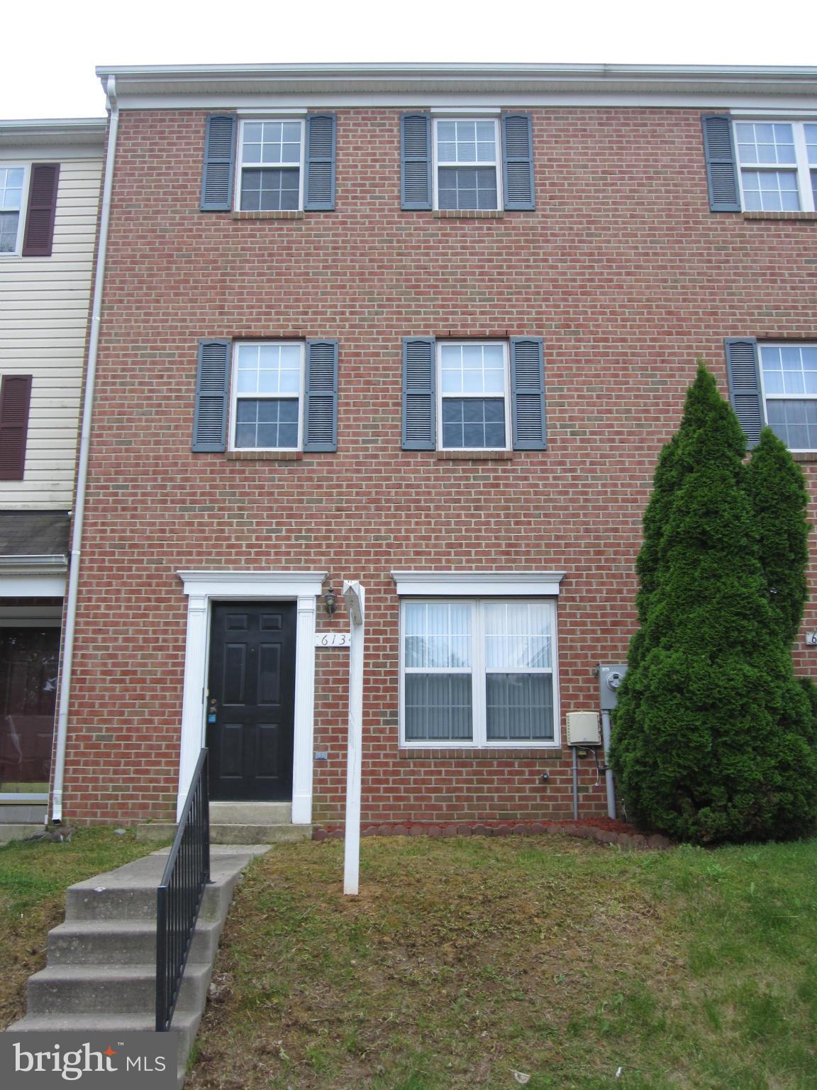 6134 Quiet Times Columbia, MD 21045 - Photo 2 of 17 Exterior (Front)