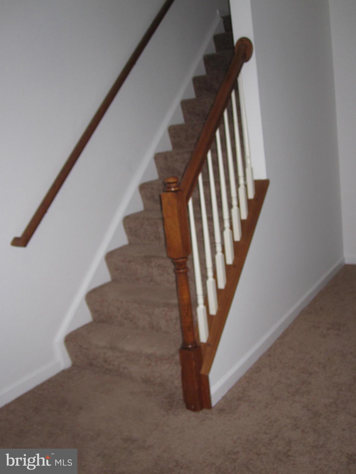 6134 Quiet Times Columbia, MD 21045 - Photo 4 of 17 Interior (General)