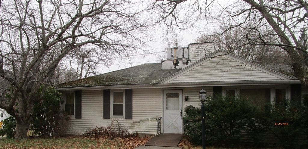 21 Baxter Street Worcester, MA 01602 - Photo 2 of 2