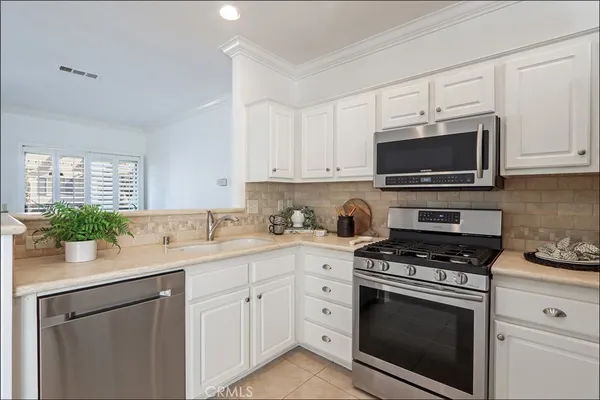 $699,900 | 84 Carlsbad Lane, Aliso Viejo, CA 92656
