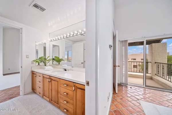 $1,295,000 | 8450 North Nob Hill Drive, Tucson, AZ 85742