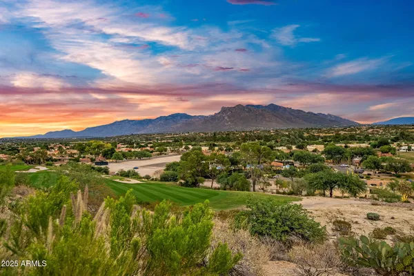 $1,295,000 | 8450 North Nob Hill Drive, Tucson, AZ 85742