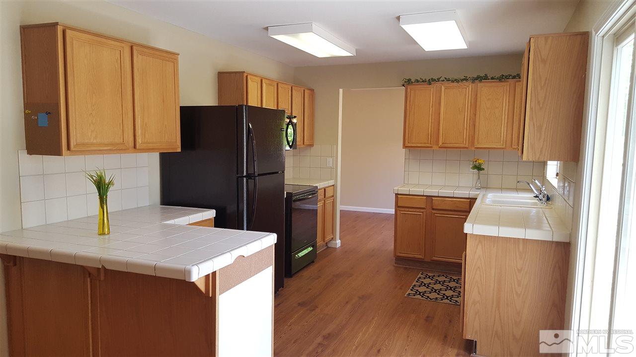 10030 Sageland Way Reno, NV 89506 - Photo 5 of 24 Photo 5
