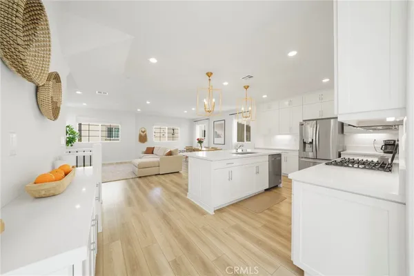 $6,000 | 27658 Heartwood Drive, San Pedro, CA 90732
