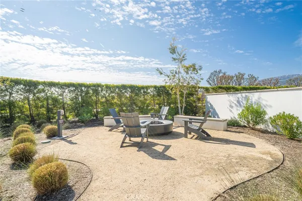 $6,000 | 27658 Heartwood Drive, San Pedro, CA 90732