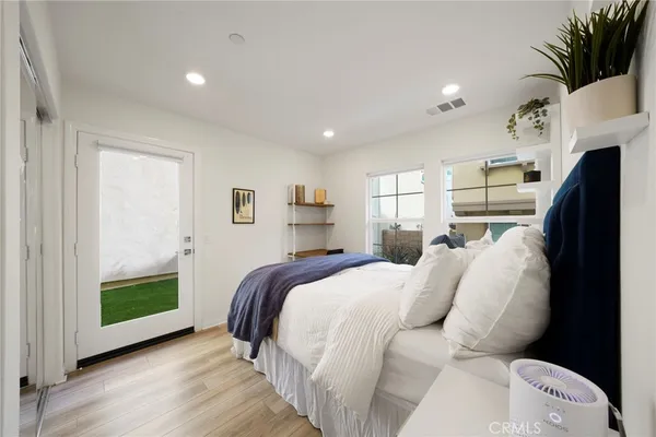 $6,000 | 27658 Heartwood Drive, San Pedro, CA 90732