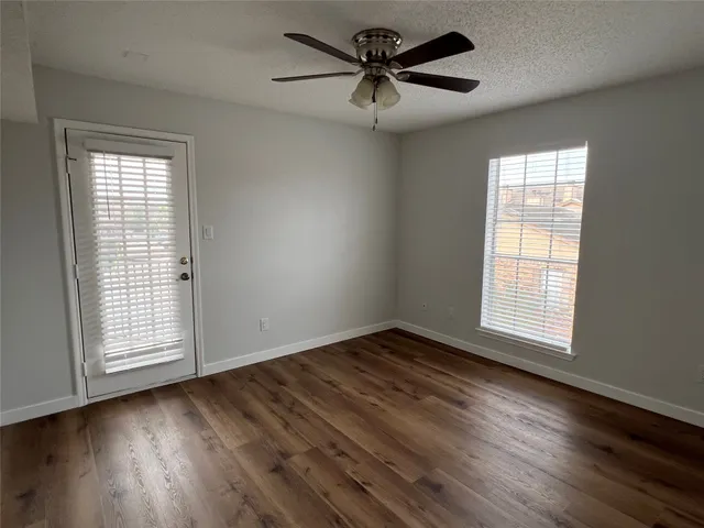 $119,500 | 2121 Hepburn Street, Unit 1212, Houston, TX 77054