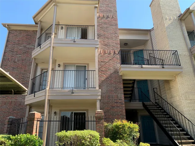 $119,500 | 2121 Hepburn Street, Unit 1212, Houston, TX 77054