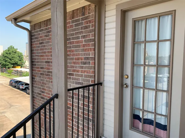 $119,500 | 2121 Hepburn Street, Unit 1212, Houston, TX 77054