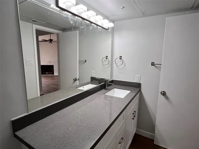 $119,500 | 2121 Hepburn Street, Unit 1212, Houston, TX 77054