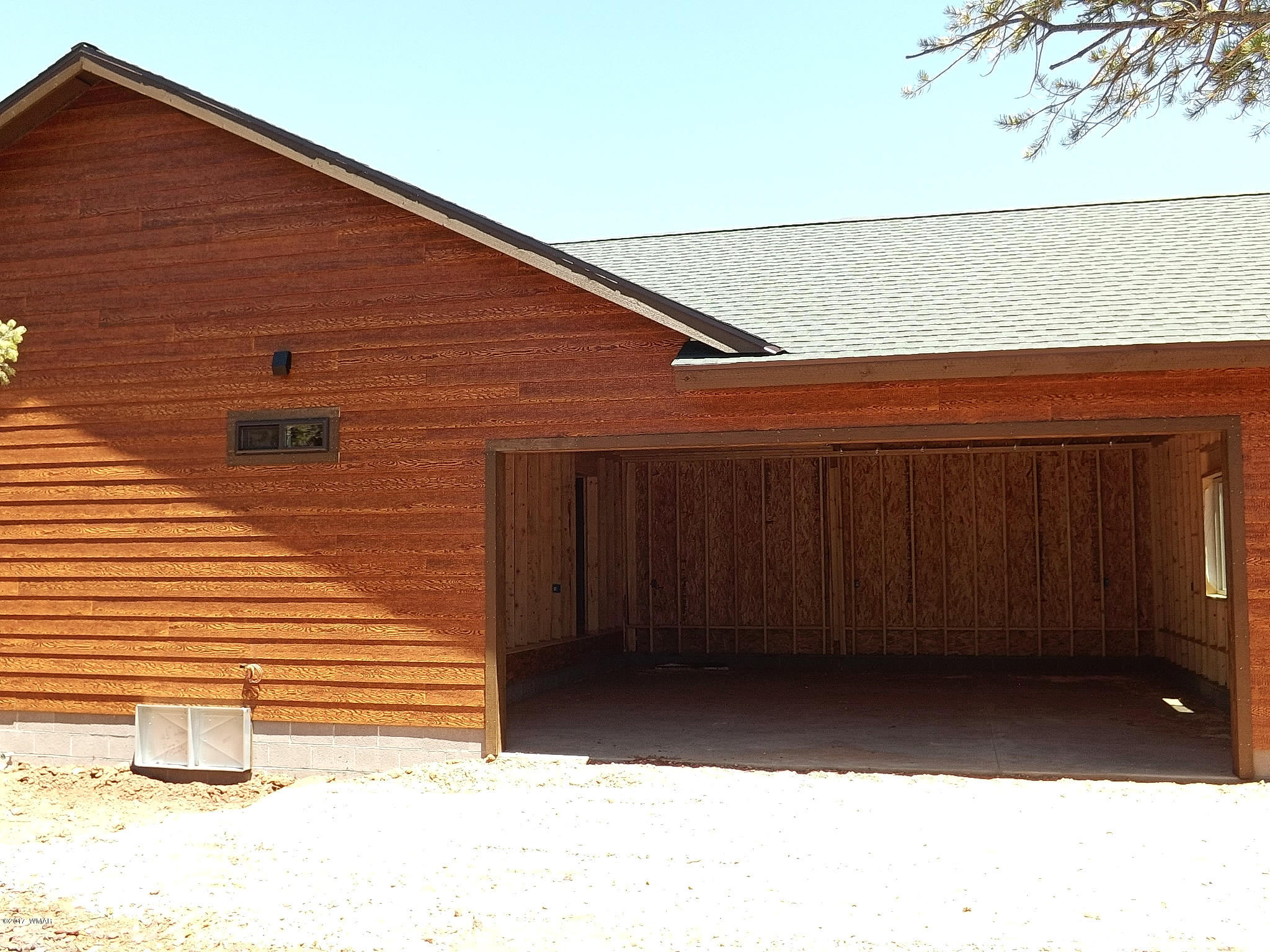2252 Roundabout Way Overgaard, AZ 85933 - Photo 4 of 4
