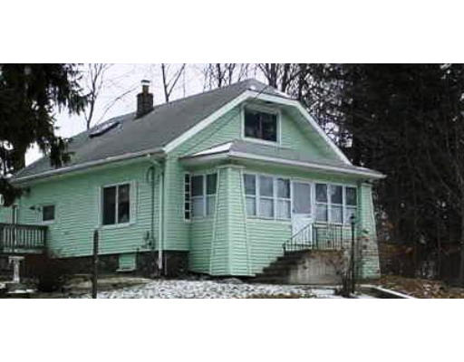 465 Sunderland Road Worcester, MA 01604 - Photo 1 of 24 Gallery Image 1