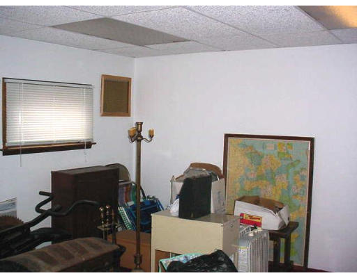 465 Sunderland Road Worcester, MA 01604 - Photo 21 of 24 Gallery Image 21