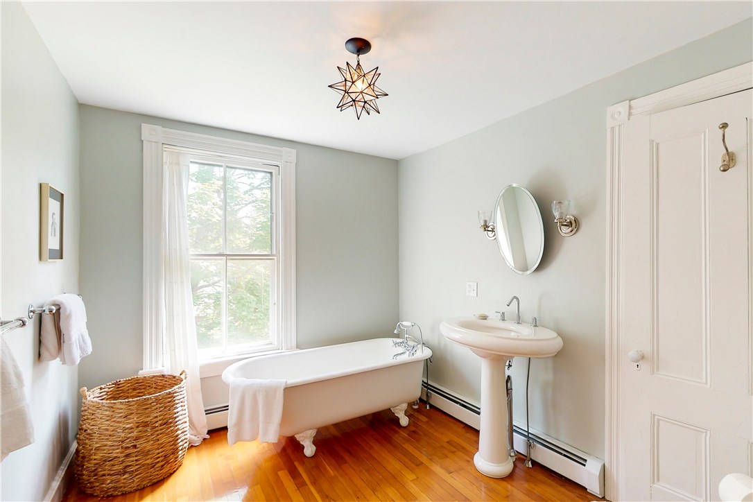 3617 Main Road Tiverton, RI 02878 - Photo 27 of 50