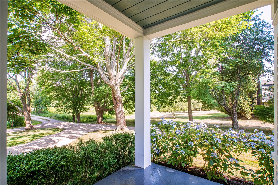 3617 Main Road Tiverton, RI 02878 - Photo 9 of 50