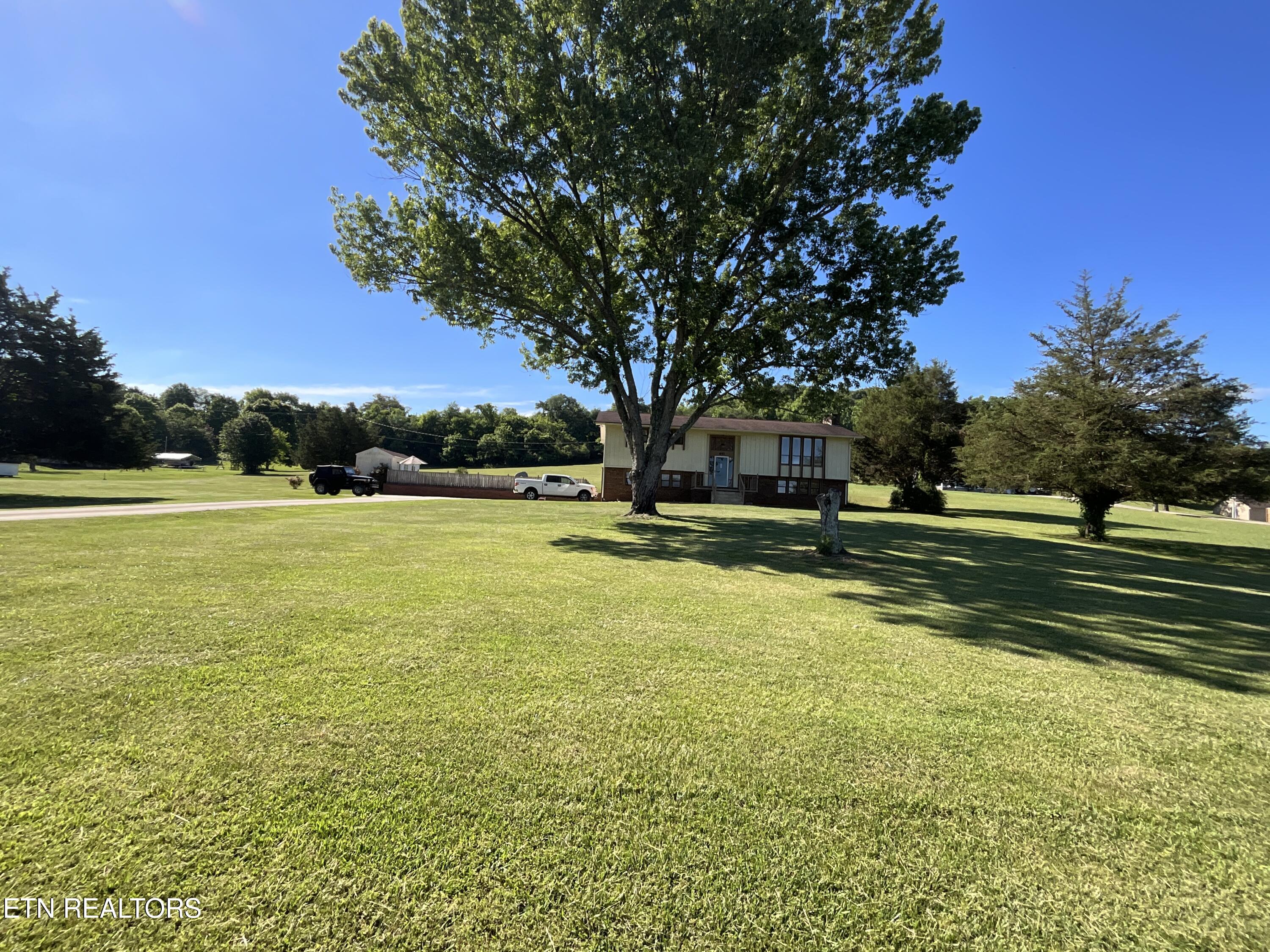 651 River Road Kingston, TN 37763 - Photo 11 of 25 IMG_0030