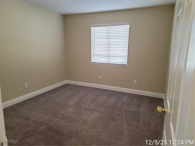 $2,237 | 5921 Royal Castle Lane, Las Vegas, NV 89130