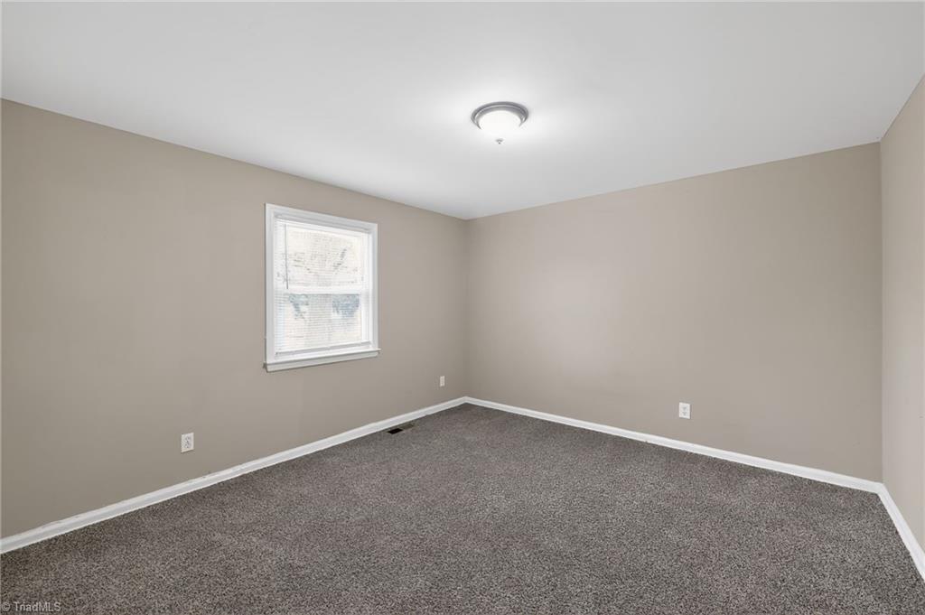 222 Charles Avenue High Point, NC 27260 - Photo 15 of 30
