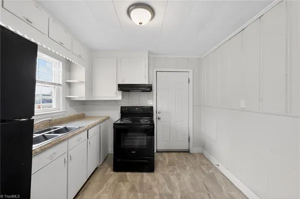 $114,900 | 222 Charles Avenue, High Point, NC 27260