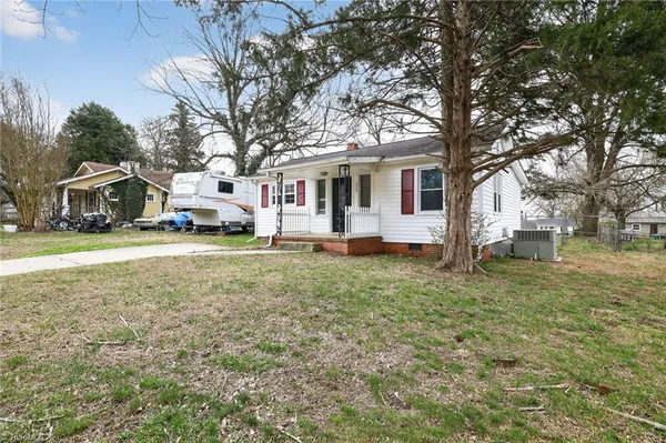 $114,900 | 222 Charles Avenue, High Point, NC 27260