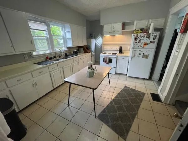 $180,000 | 340 South Eagle Street, Marshall, MI 49068