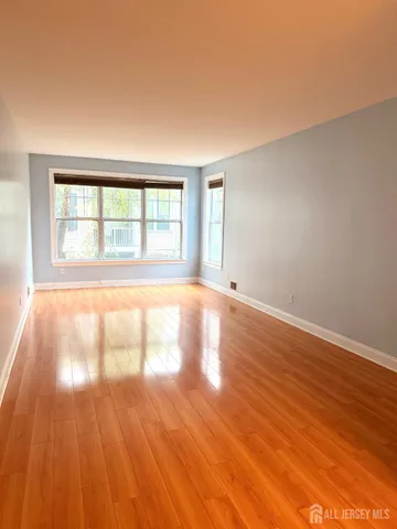 $3,350 | 616 Middlesex Avenue, Metuchen, NJ 08840