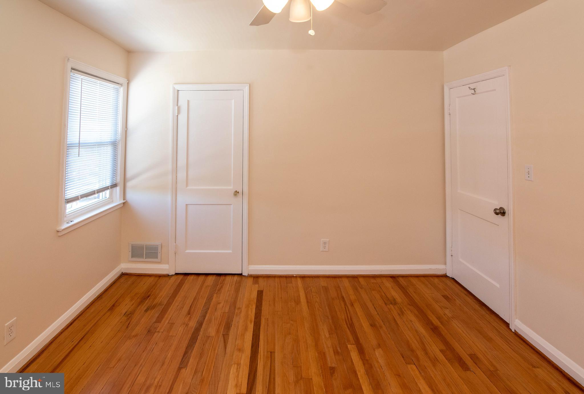 6903 Broening Road Dundalk, MD 21222 - Photo 13 of 38
