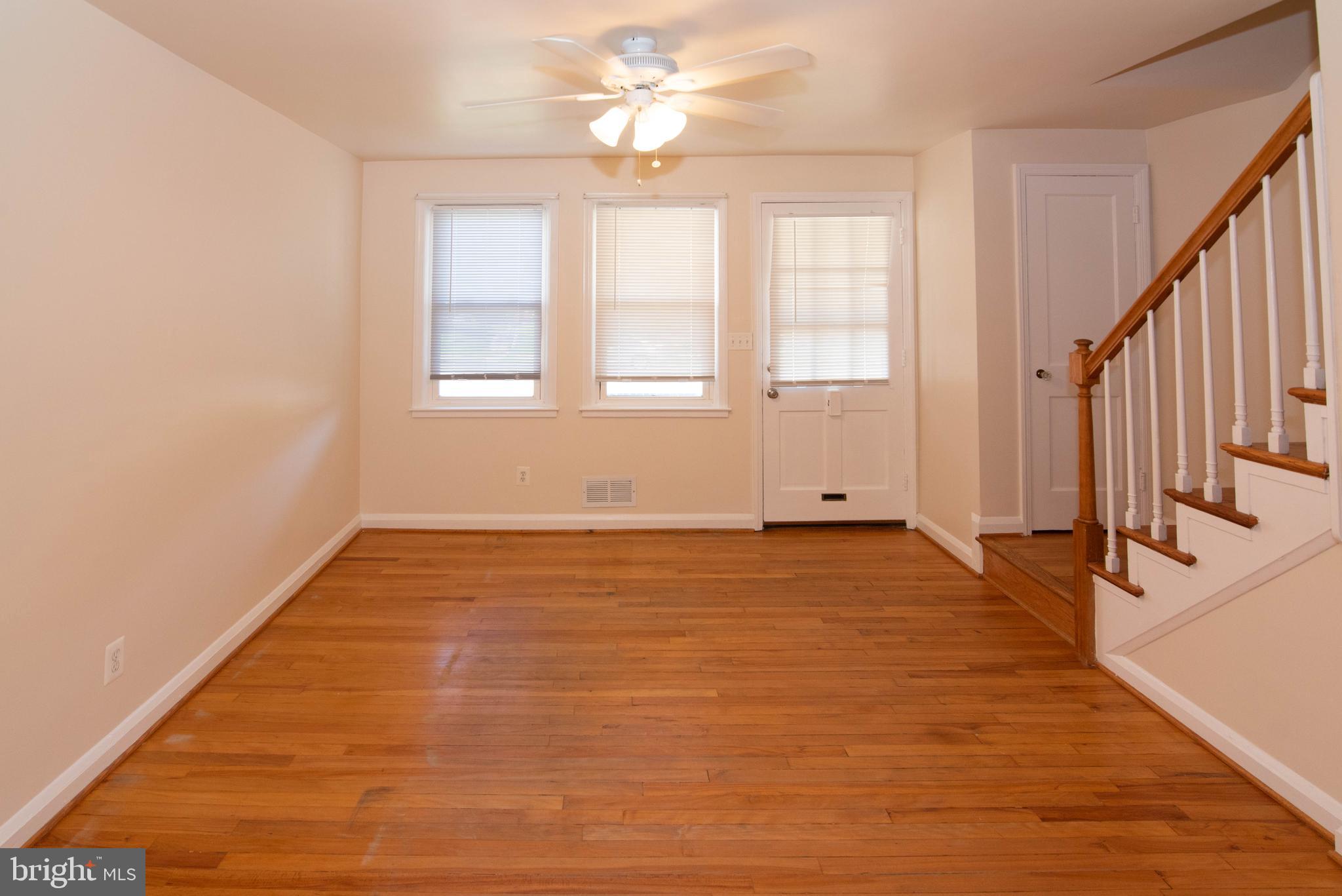 6903 Broening Road Dundalk, MD 21222 - Photo 5 of 38