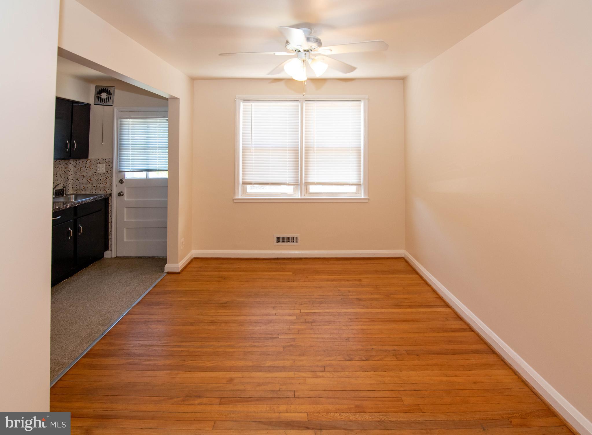 6903 Broening Road Dundalk, MD 21222 - Photo 6 of 38