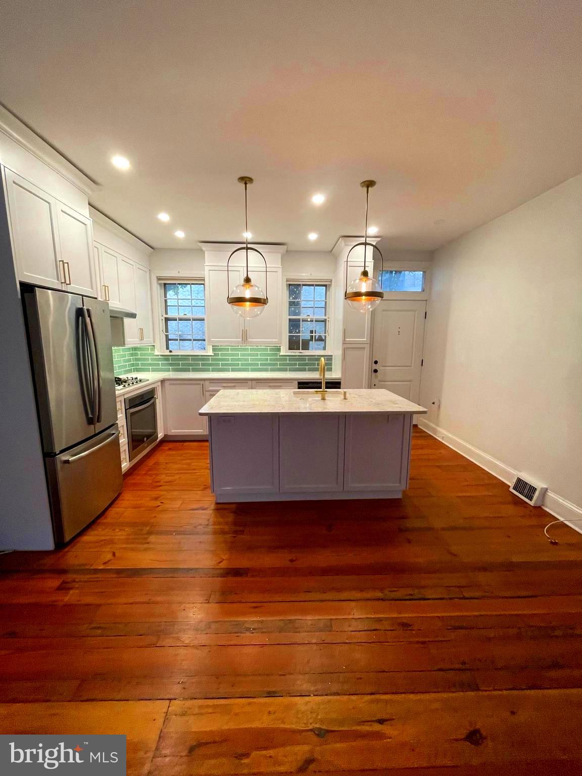 1835 Addison Street Philadelphia, PA 19146 - Photo 7 of 32 Gallery Image 7