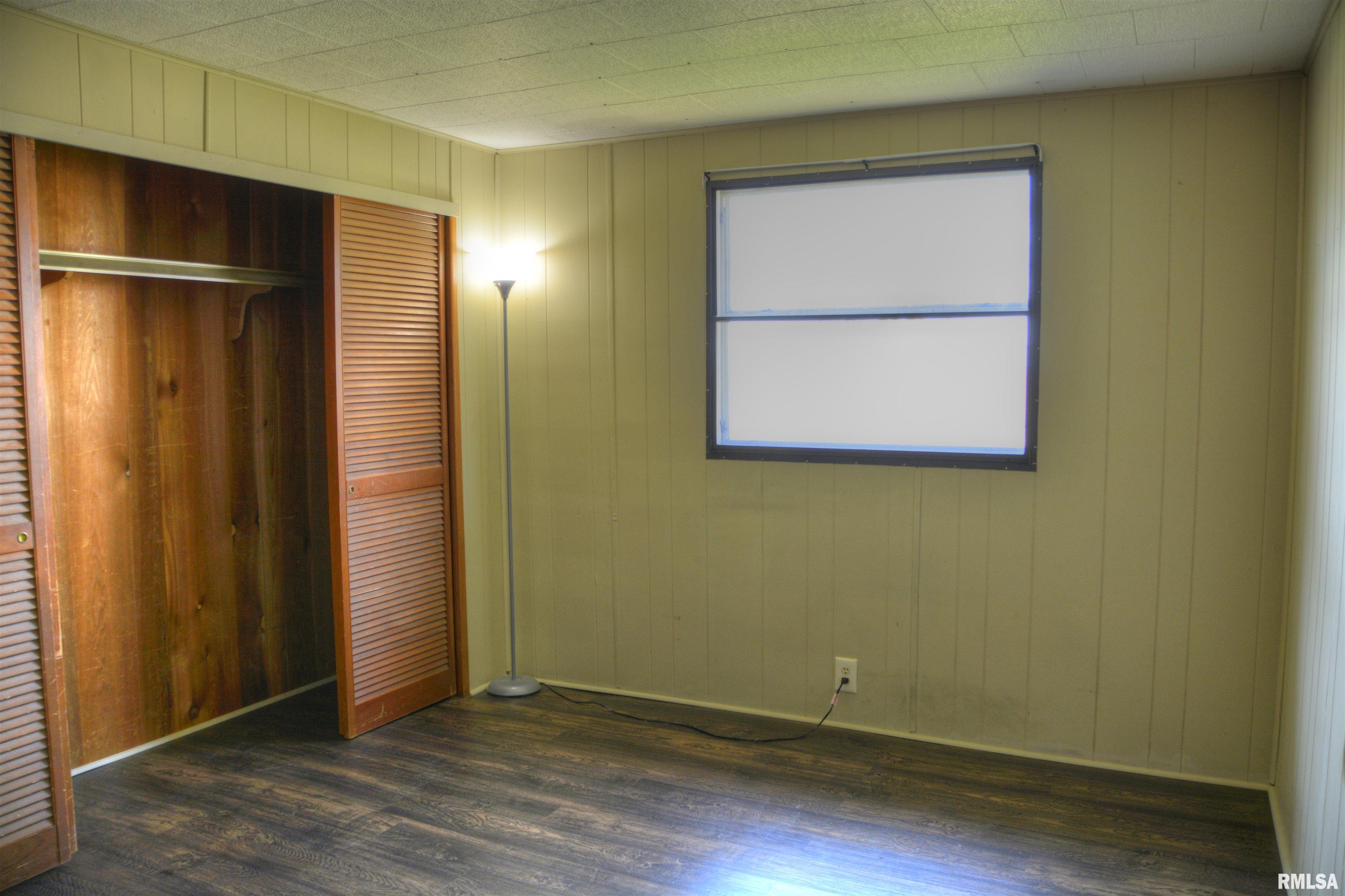 407 South Ward Street Macomb, IL 61455 - Photo 15 of 18
