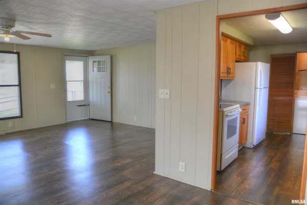 $64,900 | 407 South Ward Street, Macomb, IL 61455