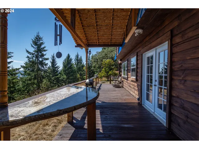 $443,000 | 773 Upper Ridge Road, Oakland, OR 97462