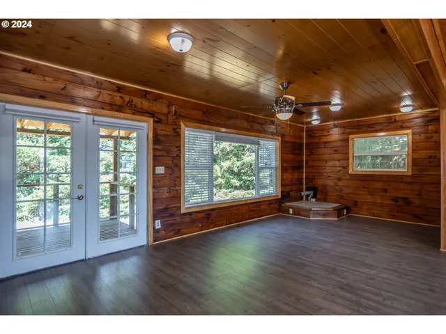 $443,000 | 773 Upper Ridge Road, Oakland, OR 97462