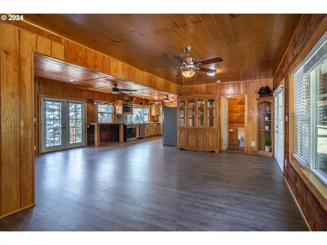 $443,000 | 773 Upper Ridge Road, Oakland, OR 97462