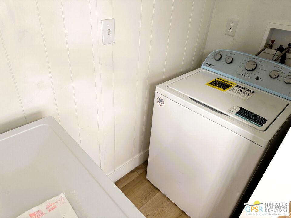17850 Corkill Road, Unit 94 Desert Hot Springs, CA 92241 - Photo 25 of 39 a utility room with dryer and washer