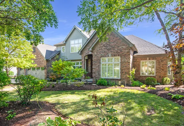 $1,190,000 | 1736 Robert Lane, Naperville, IL 60564