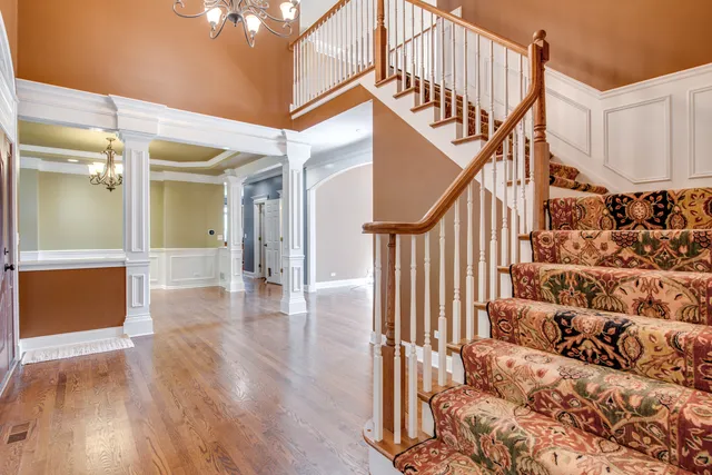 $1,190,000 | 1736 Robert Lane, Naperville, IL 60564