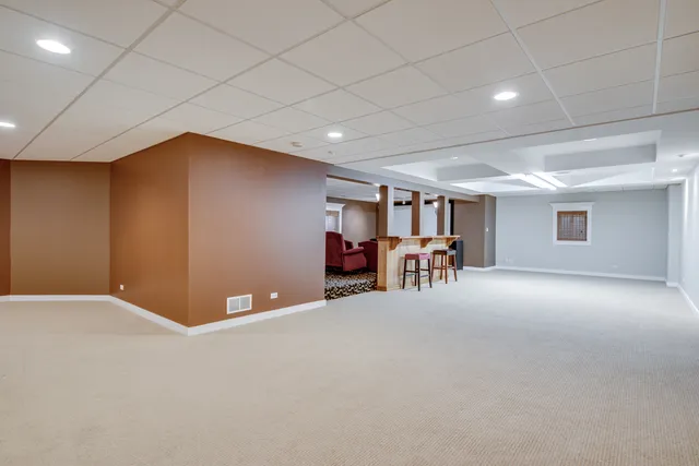 $1,190,000 | 1736 Robert Lane, Naperville, IL 60564