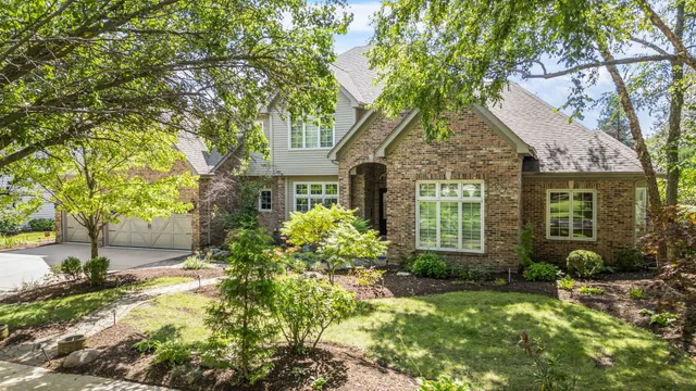 $1,190,000 | 1736 Robert Lane, Naperville, IL 60564