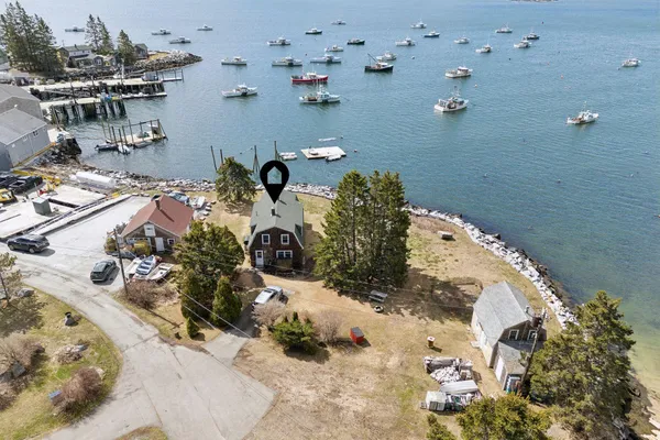 $1,300,000 | 8 Powder House Cove Road, South Thomaston, ME 04858