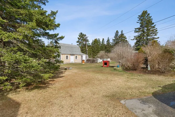 $1,300,000 | 8 Powder House Cove Road, South Thomaston, ME 04858