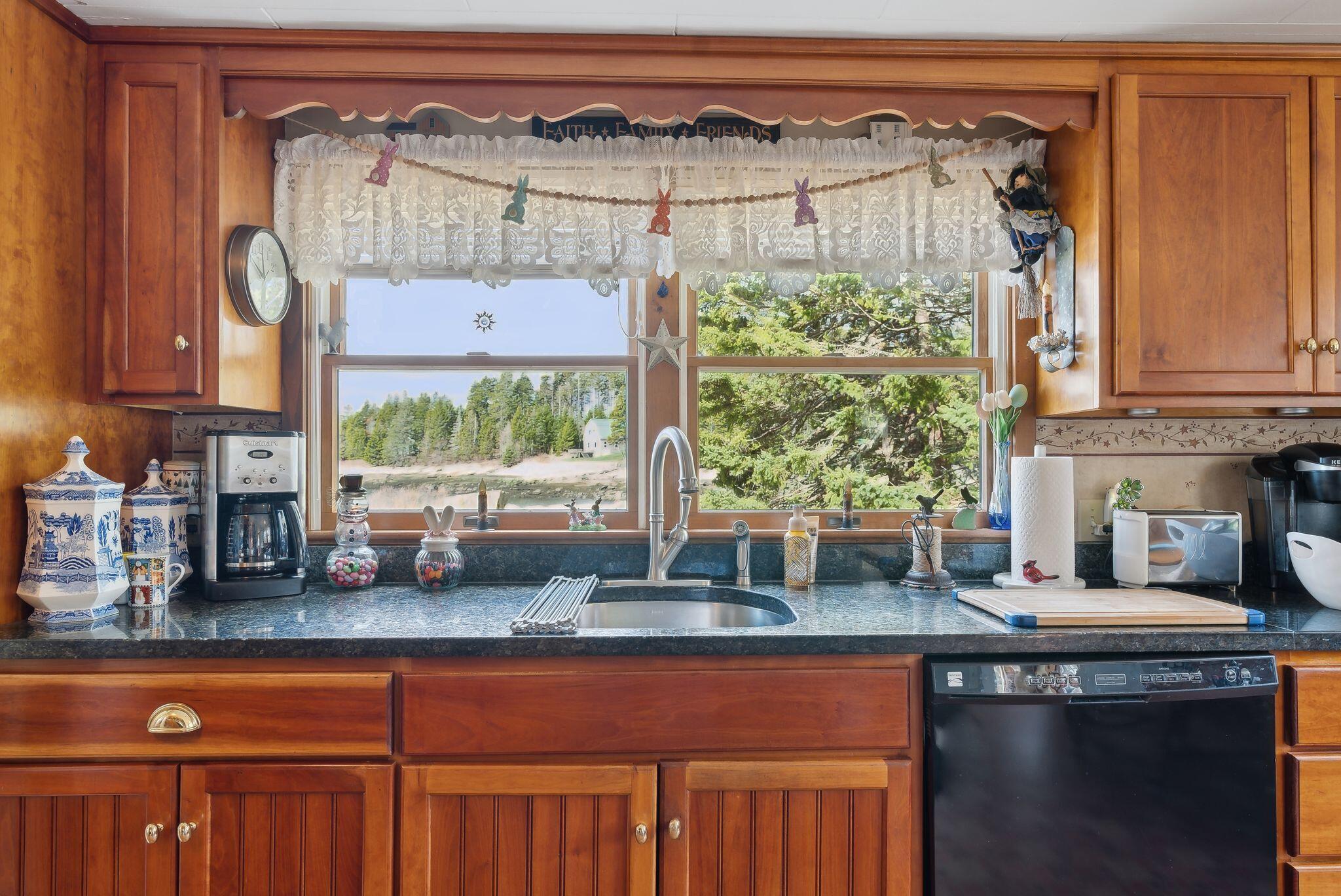 8 Powder House Cove Road South Thomaston, ME 04858 - Photo 32 of 50 Kitchen with Views