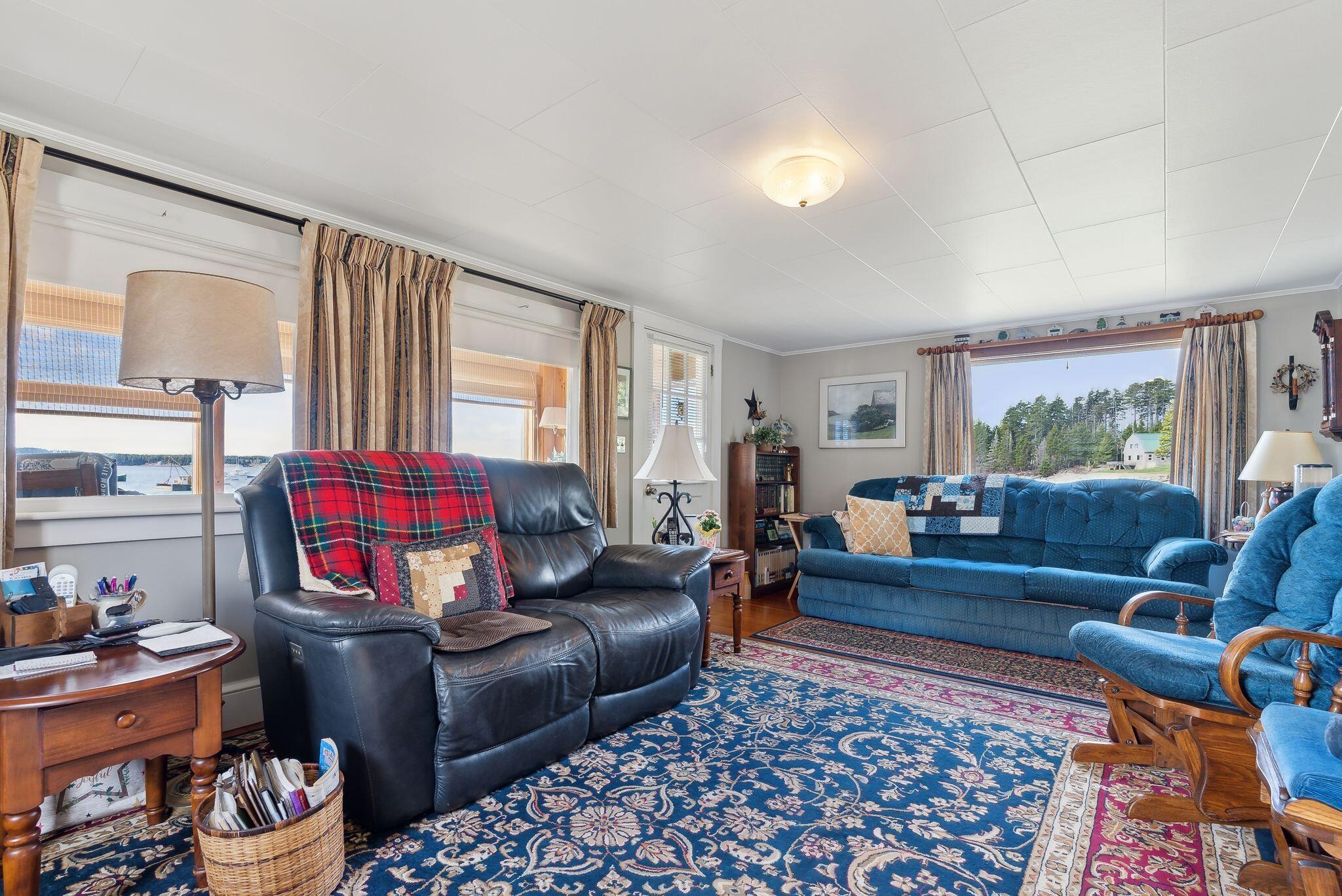 8 Powder House Cove Road South Thomaston, ME 04858 - Photo 40 of 50 Living Room