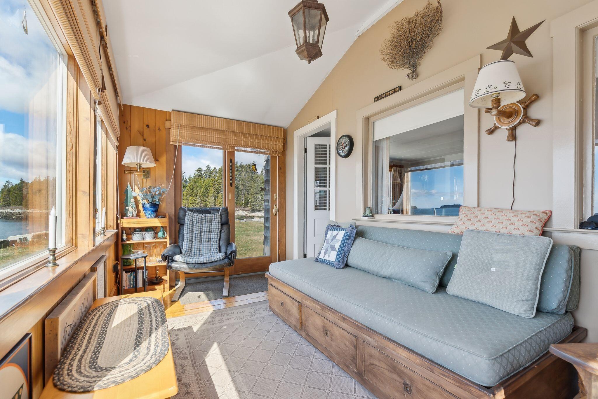 8 Powder House Cove Road South Thomaston, ME 04858 - Photo 42 of 50 Sunroom